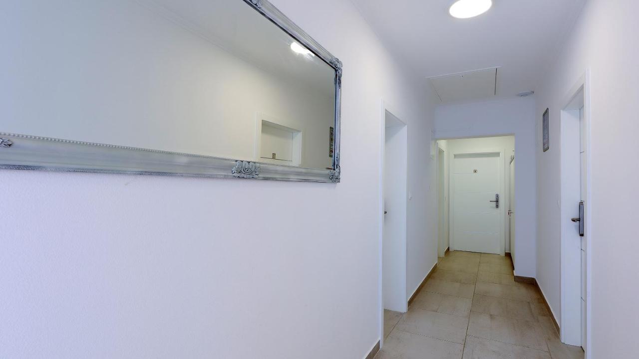 Apartment Vegas Novalja Exteriör bild