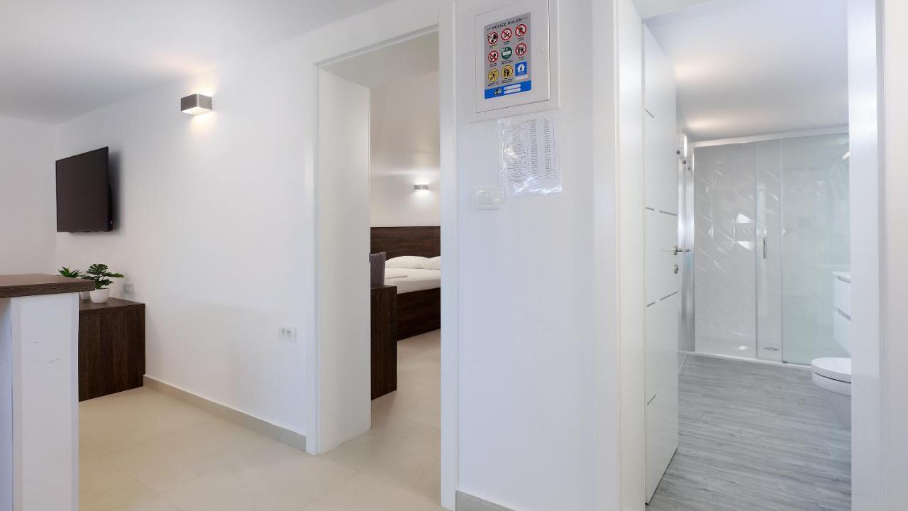 Apartment Vegas Novalja Exteriör bild